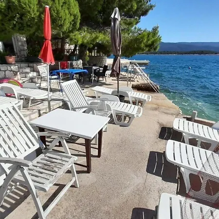 Alice Seafront Lägenhet