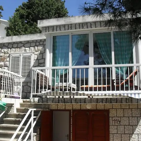 Lägenhet Alice Seafront